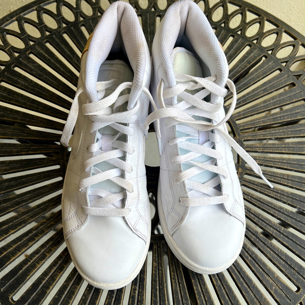 Nike Court Royal High Tops